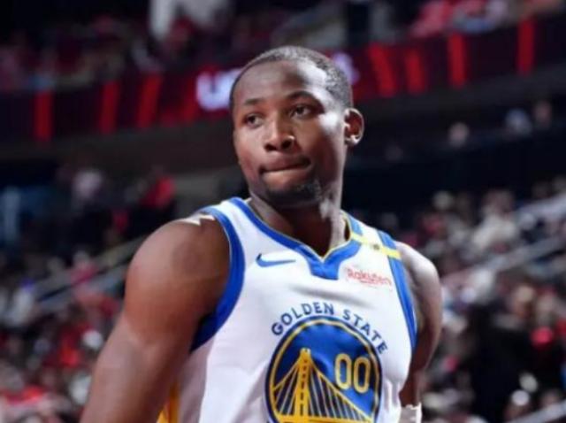 库明加再遭脚踝伤病 顶薪续约已成痴人说梦