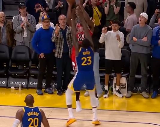 kaiyun sports-追梦致命犯规！克赖尔2罚中1 杰伦·史密斯2罚全中将比赛逼进加时